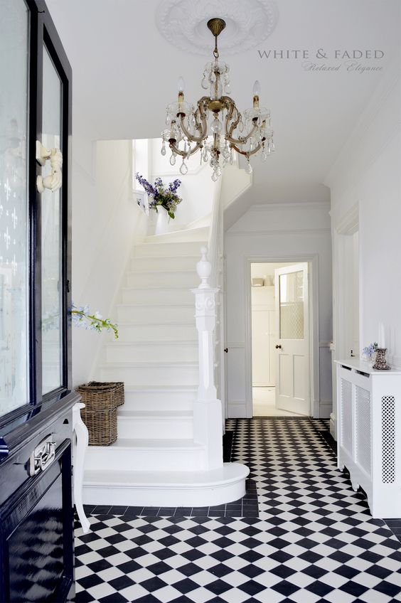 Simple entryway white decor Simple entryway white decor